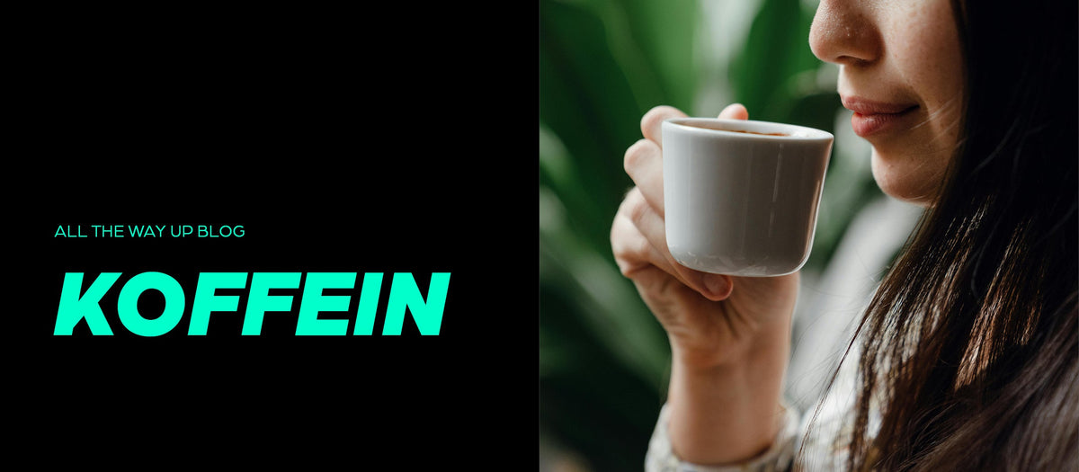 Frau trinkt eine Tasse Kaffee – Symbolbild für den Blogbeitrag über Koffein und Energie – KI-generiertes Bild